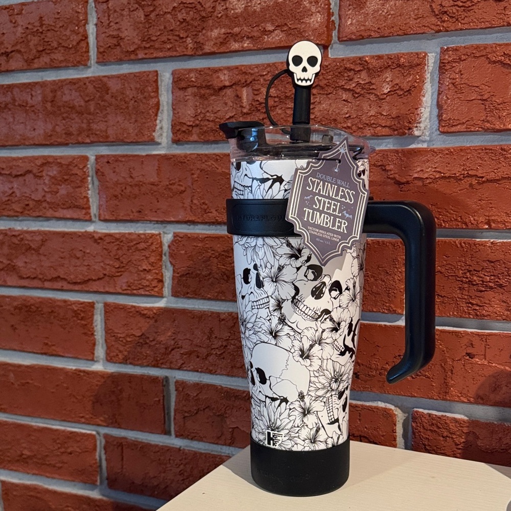 Skull Design Stainless Steel Tumbler - Black and White